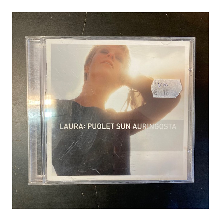 Laura Voutilainen - Puolet sun auringosta CD (VG/M-) -iskelmä-