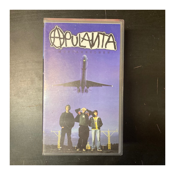 Apulanta - Mustahevonen VHS (VG+/M-) -alt rock-