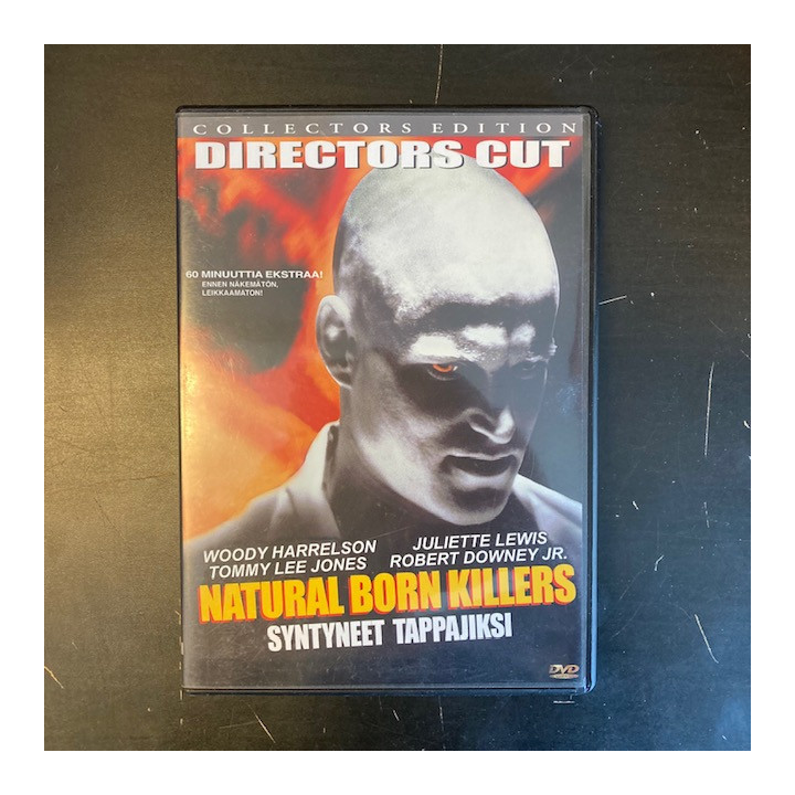 Syntyneet tappajiksi (collector's edition) DVD (M-/M-) -toiminta/draama-