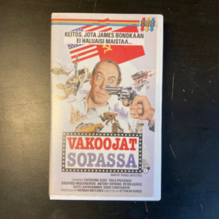 Vakoojat sopassa VHS (VG+/M-) -komedia-