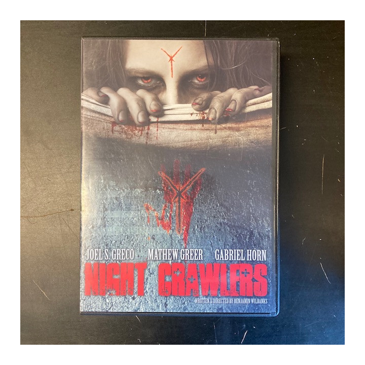 Night Crawlers DVD (VG/M-) -kauhu/komedia- (R1 NTSC/ei suomenkielistä tekstitystä)