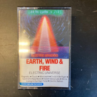 Earth, Wind & Fire - Electric Universe C-kasetti (VG+/M-) -disco-