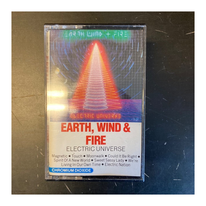 Earth, Wind & Fire - Electric Universe C-kasetti (VG+/M-) -disco-