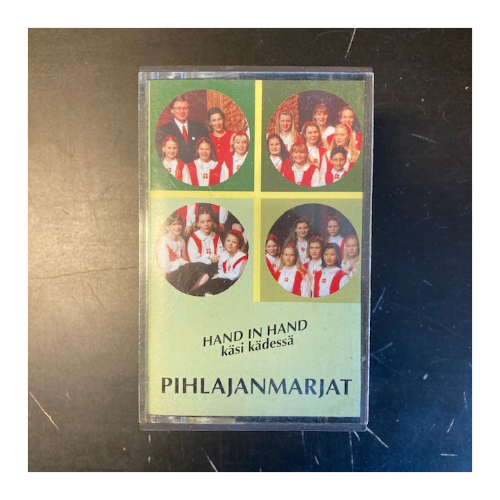 Pihlajanmarjat - Hand In Hand / Käsi kädessä C-kasetti (VG+/M-) -gospel-