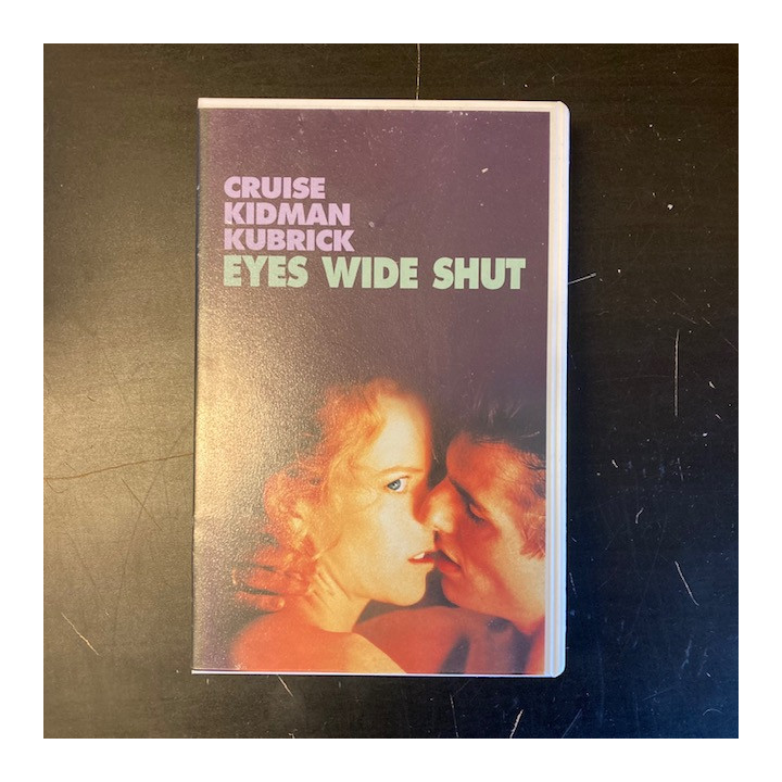 Eyes Wide Shut VHS (VG+/M-) -jännitys/draama-