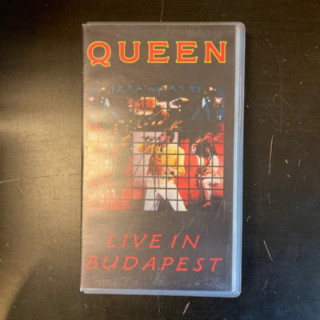Queen - Live In Budapest VHS (VG+/M-) -hard rock-