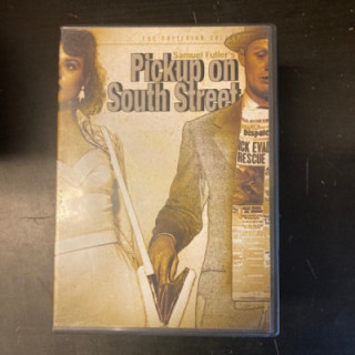 Pickup On South Street (the criterion collection) DVD (VG+/M-) -jännitys- (R1 NTSC/ei suomenkielistä tekstitystä)