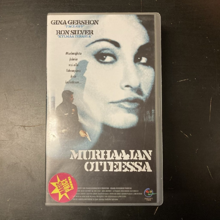 Murhaajan otteessa VHS (VG+/M-) -jännitys-