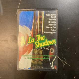 V/A - A La The Shadows (jäljitelmälevytyksiä) C-kasetti (VG+/VG+)