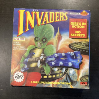 Invaders - Girl's In Action 7'' (VG+-M-/VG+) -post-punk-