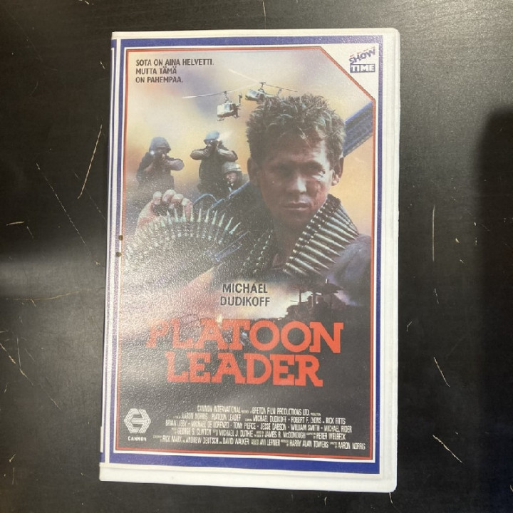 Platoon Leader VHS (VG+/M-) -sota-