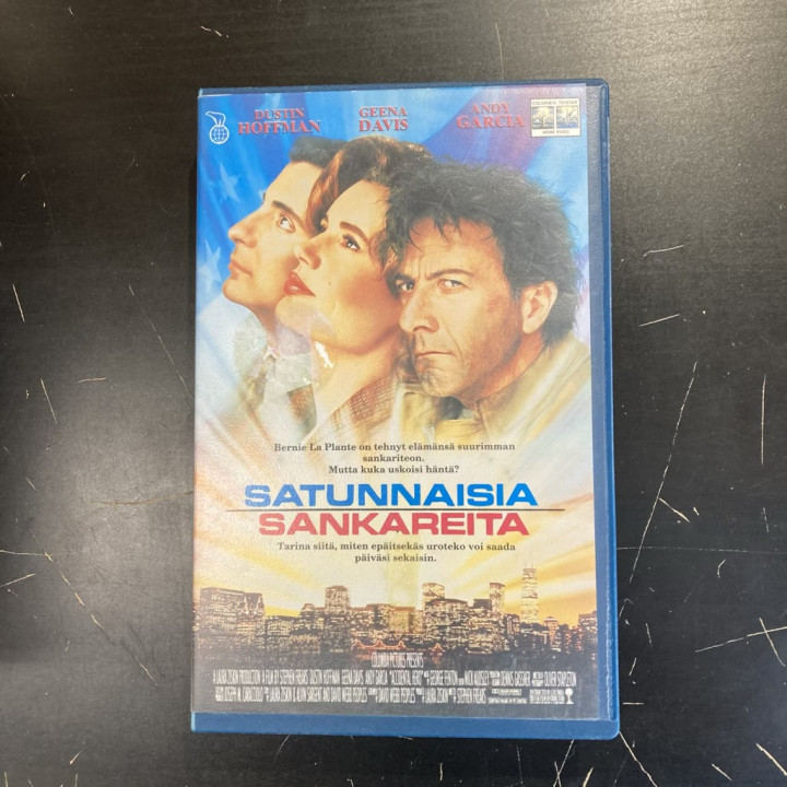 Satunnaisia sankareita VHS (VG+/VG+) -komedia/draama-