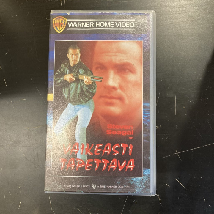 Vaikeasti tapettava VHS (VG+/VG+) -toiminta-