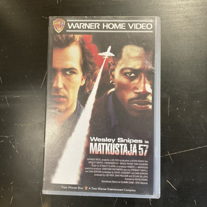 Matkustaja 57 VHS (VG+/VG+) -toiminta-