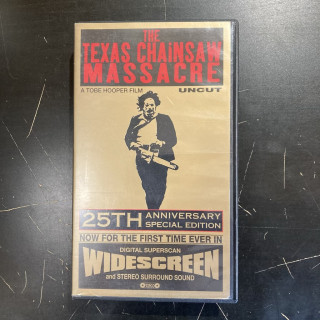 Texas Chainsaw Massacre (25th anniversary edition) VHS (VG+/M-) -kauhu- (ei tekstitystä)