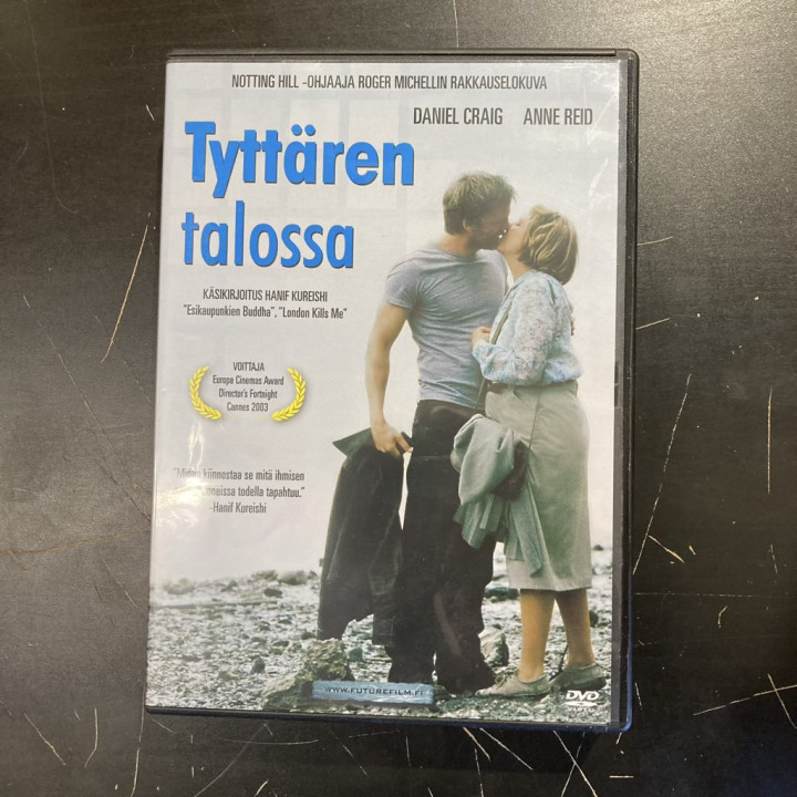 Tyttären talossa DVD (VG+/M-) -draama-