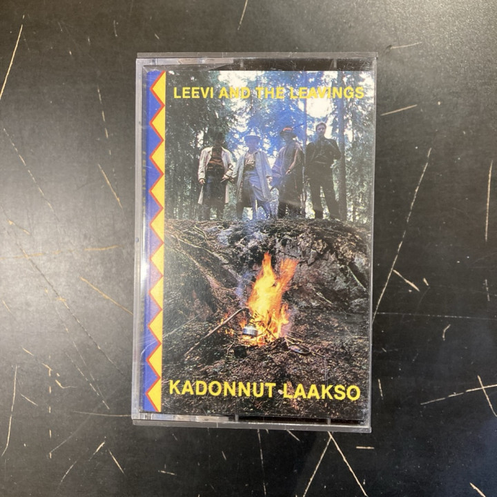 Leevi And The Leavings - Kadonnut laakso C-kasetti (VG+/M-) -pop rock-