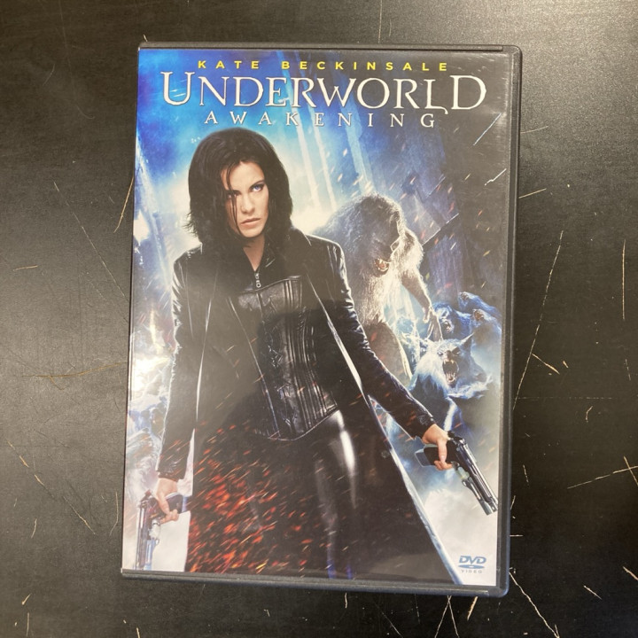 Underworld - Awakening DVD (VG+/M-) -toiminta/fantasia-