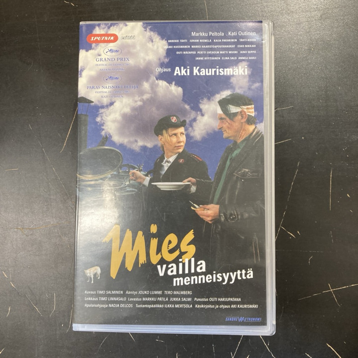 Mies vailla menneisyyttä VHS (VG+/M-) -draama-
