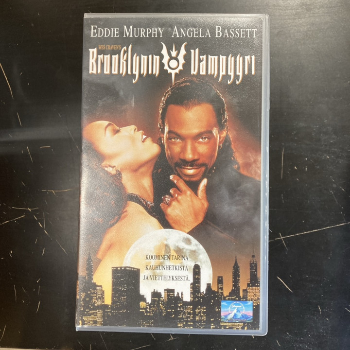 Brooklynin vampyyri VHS (VG+/M-) -kauhu/komedia-