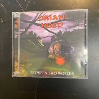 Uriah Heep - Between Two Worlds 2CD (VG+/VG+) -hard rock-