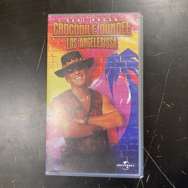 Crocodile Dundee Los Angelesissa VHS (VG+/VG+) -toiminta/komedia-