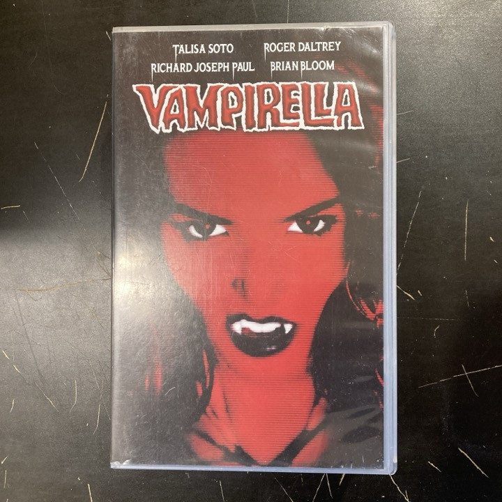 Vampirella VHS (VG+/M-) -kauhu/sci-fi-