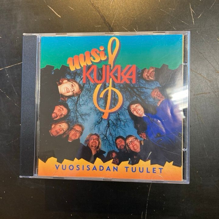 Uusi Kukka - Vuosisadan tuulet CD (VG/VG) -työväenmusiikki-