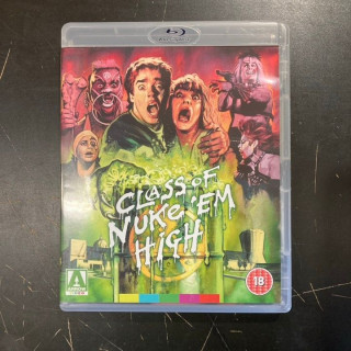 Class Of Nuke 'Em High (Arrow Video) Blu-ray+DVD (M-/M-) -kauhu/komedia- (ei suomenkielistä tekstitystä)