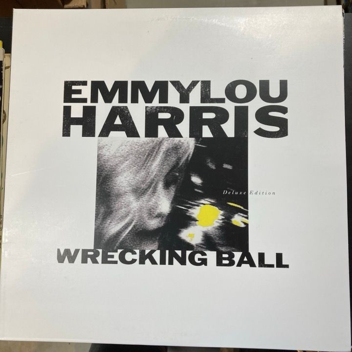 Emmylou Harris - Wrecking Ball (deluxe edition) (EU/2016) 3LP (M-/VG+) -country-