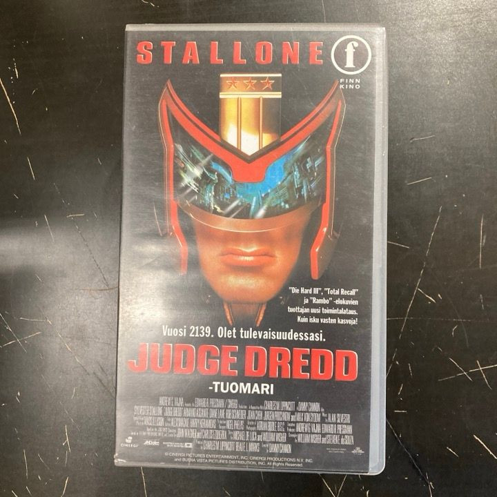 Judge Dredd - tuomari VHS (VG+/M-) -toiminta/sci-fi-