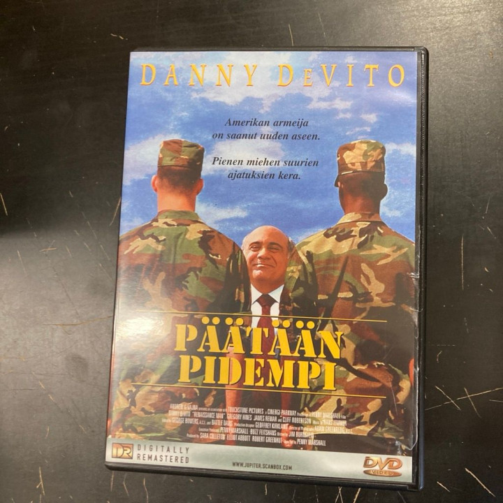 Päätään pidempi DVD (VG+/VG+) -komedia-