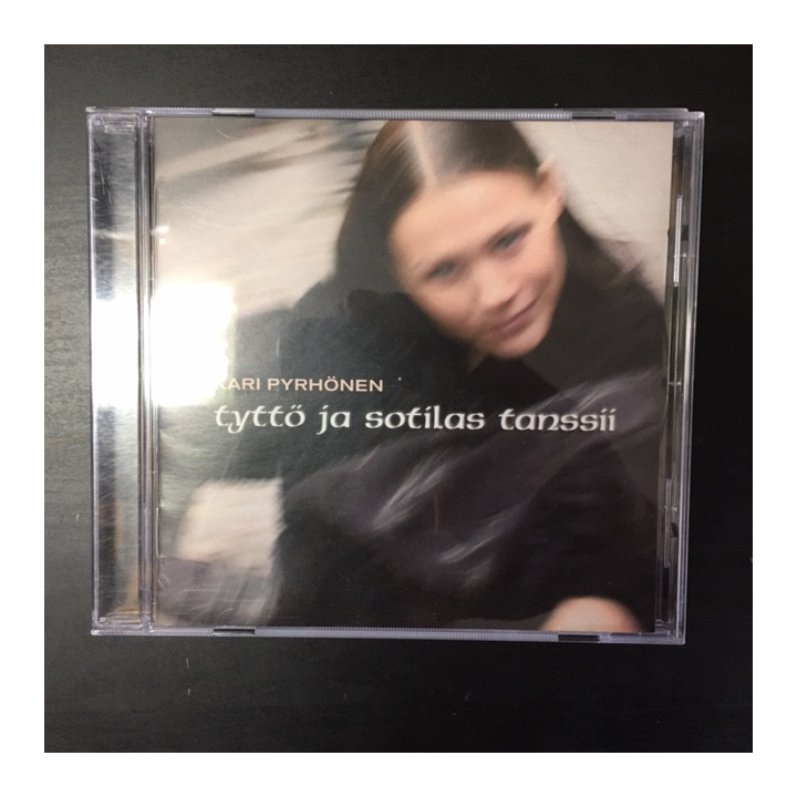 Kari Pyrhönen - Tyttö ja sotilas tanssii CD (VG+/M-) -iskelmä-