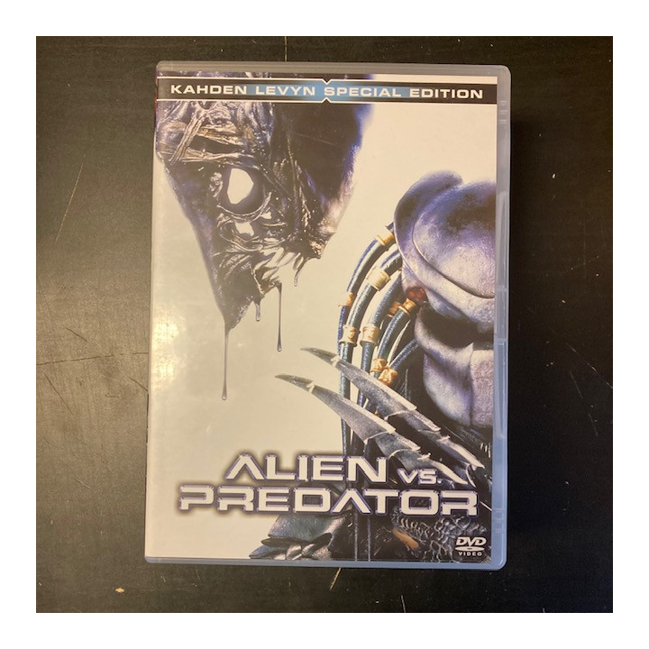 Alien Vs. Predator (special edition) 2DVD (VG/M-) -toiminta/sci-fi-